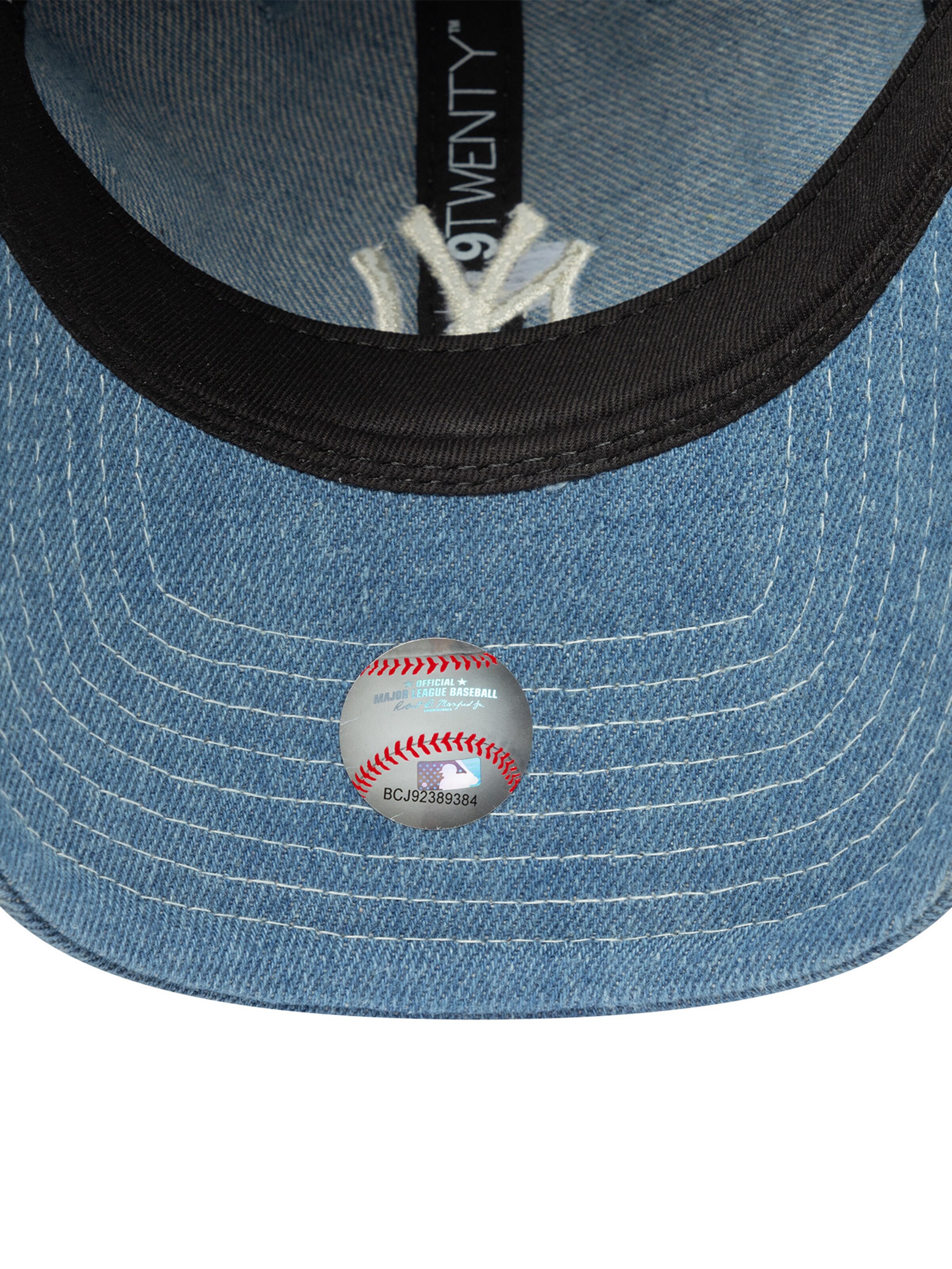 Șapcă '9TWENTY NEYYAN' de la NEW ERA pe albastru