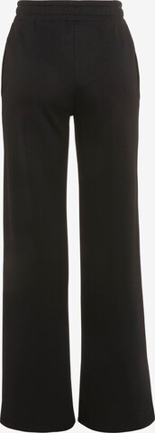 LASCANA Loosefit Hose in Schwarz