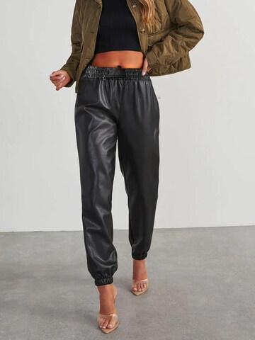 MEETWEE Regular Broek in Zwart