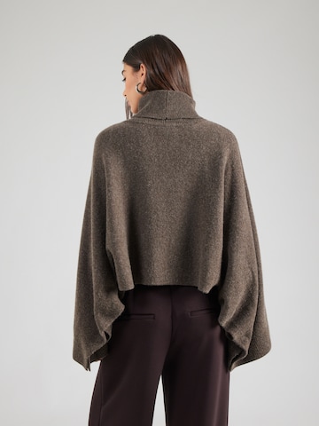 SELECTED Trui in Bruin