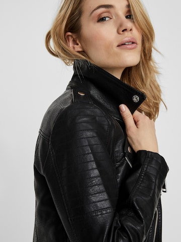 VERO MODA Between-Season Jacket 'Kerri' in Black