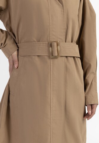 DreiMaster Vintage Between-Seasons Coat in Beige