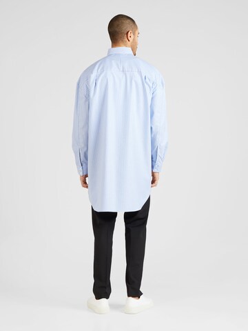TOPMAN Comfort Fit Skjorta i blå