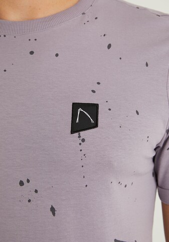 CHASIN' T-Shirt 'Leon' in Lila