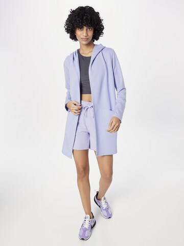 SKECHERS Sportsweatjacke in Lila