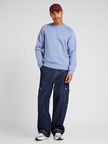Carhartt WIP Sweatshirt 'Chase' in Blue