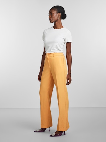 Y.A.S Flared Pleated Pants 'BLURIS' in Orange