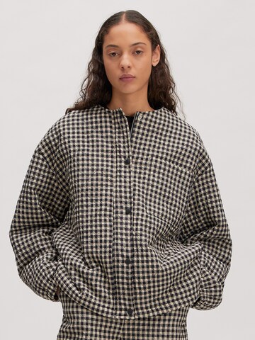 EDITED Tussenjas 'Brooklyn' in Zwart: voorkant