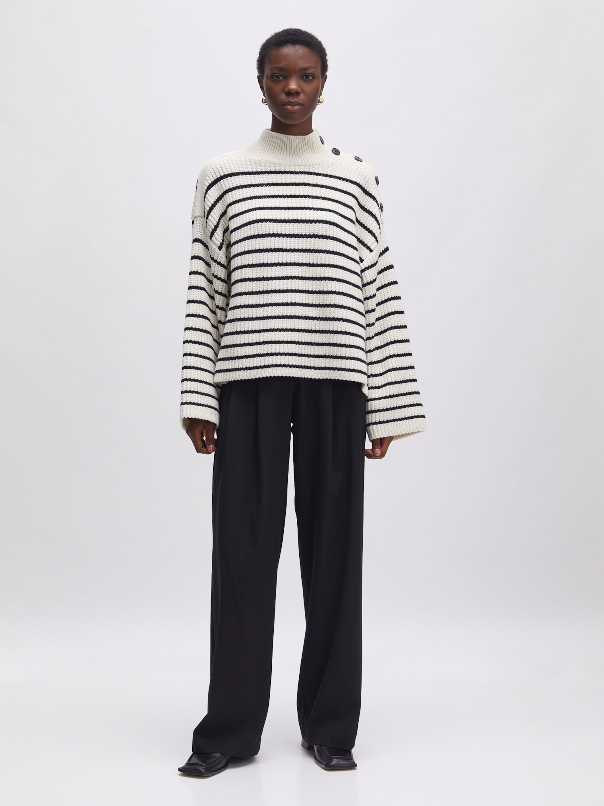 EDITED Producten Trui 'Imilia' Zwart