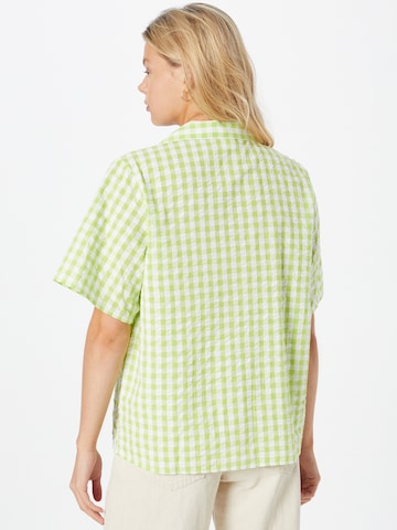 Monki Blouse in Green