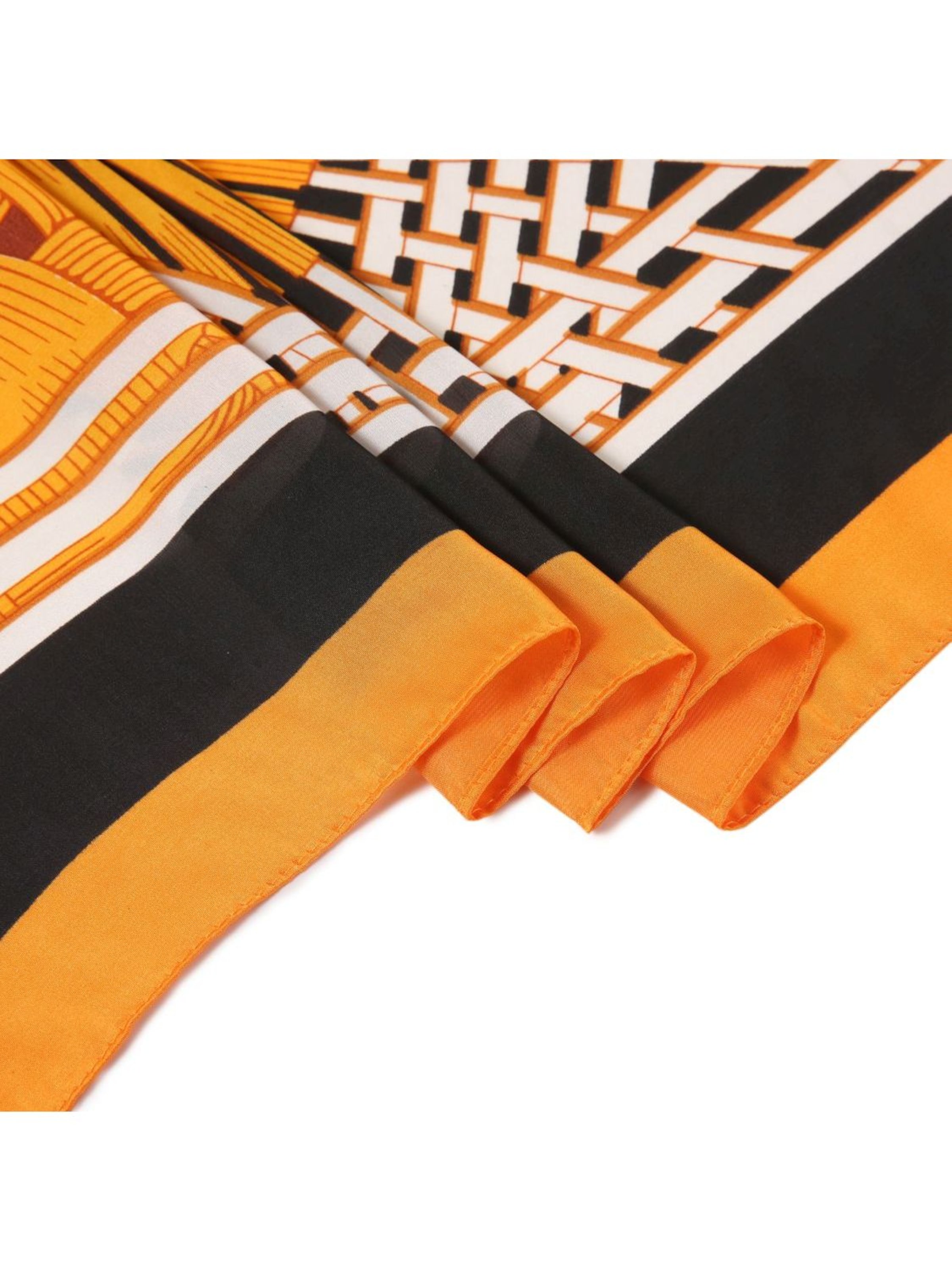 Sciarpa di alberto cabale in arancione