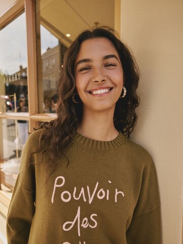 Rockett St George Kampsun 'Pouvoir Des Filles', värv roheline