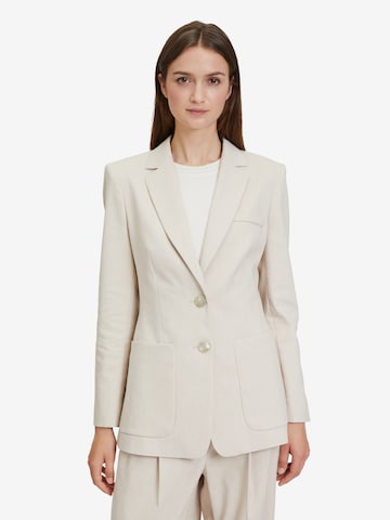 Betty & Co Blazer in Beige: front