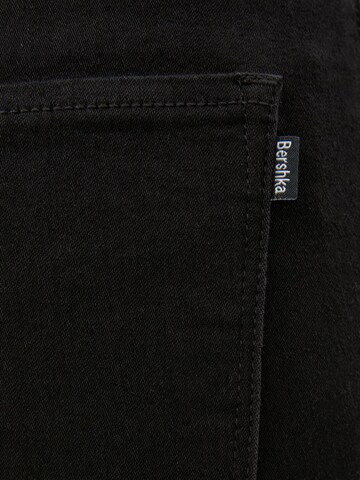 Bershka Skinny Kalhoty – černá