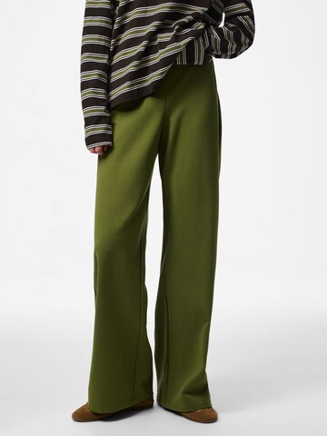 PIECES Wide Leg Bukser 'PCGunhild' i grøn: forside