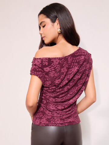 Friends Like These Top - piros