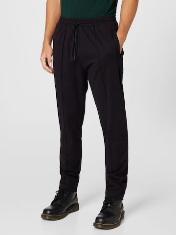 UNITED COLORS OF BENETTON Regular Pants in Black: front