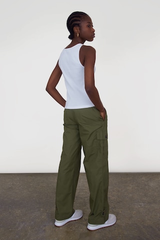 Aligne Ohlapna forma Kargo hlače 'Frazer Utility' | zelena barva