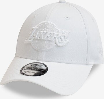 NEW ERA Cap 'ESSENTIAL 9FORTY LOSLAK' in White: front