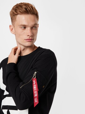 ALPHA INDUSTRIES Sweatshirt in Schwarz