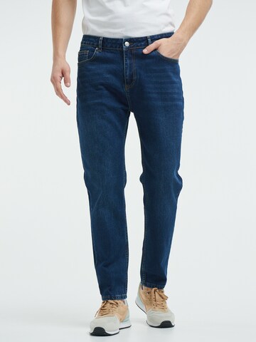 WEM Fashion Regular Jeans 'Gustav' in Blauw: voorkant