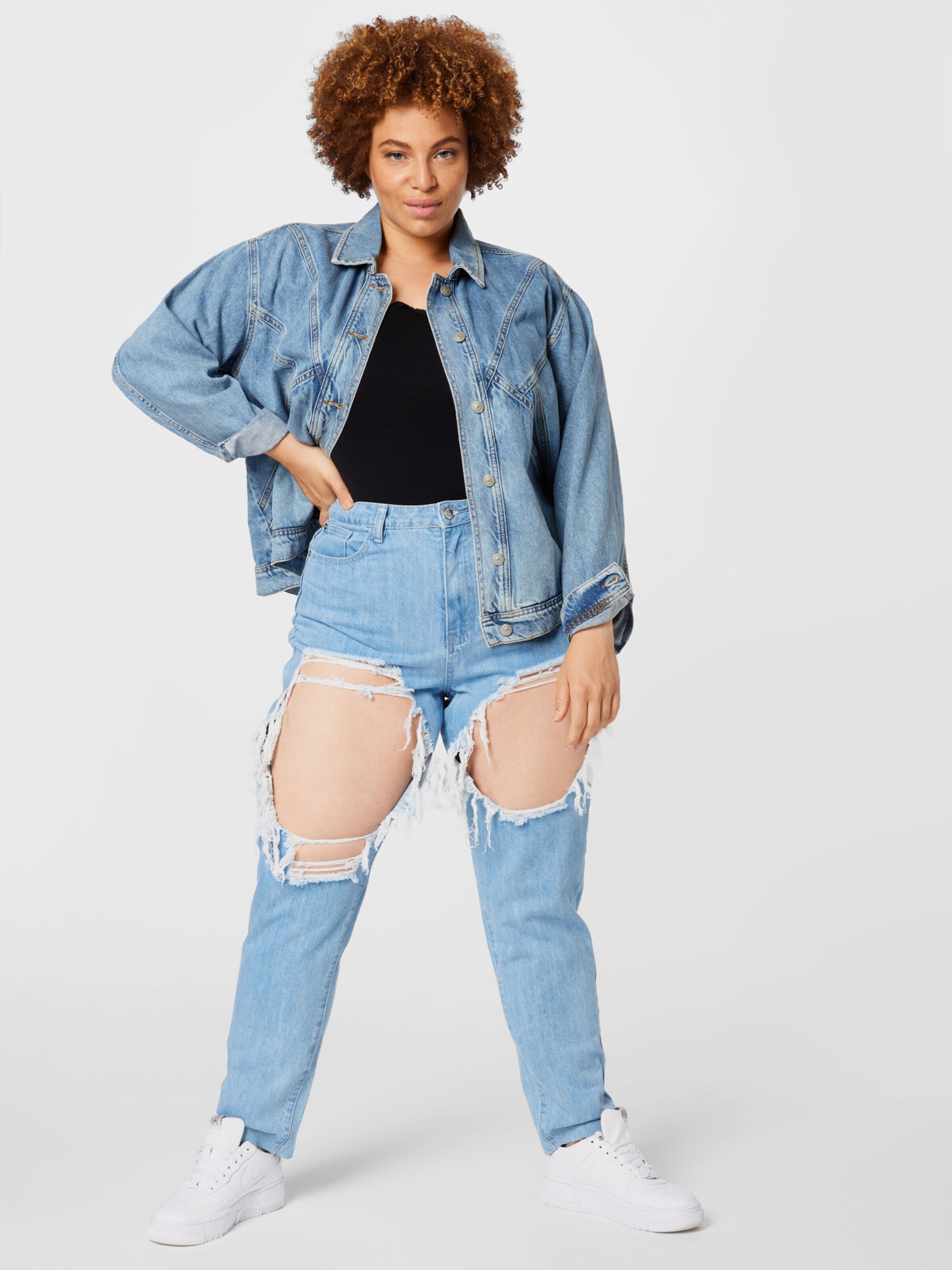 Frauen Jeans Missguided Plus Jeans in Hellblau - CY87501