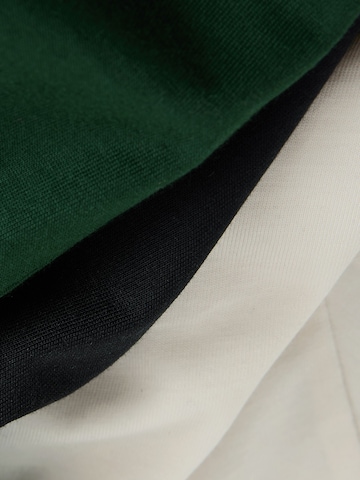 T-Shirt Next en vert