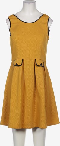 Yumi Dress in M in Yellow: front