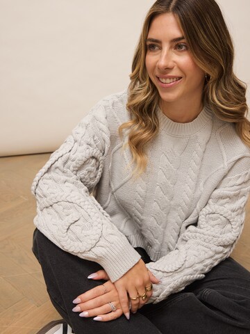 noar studios - Jersey en gris