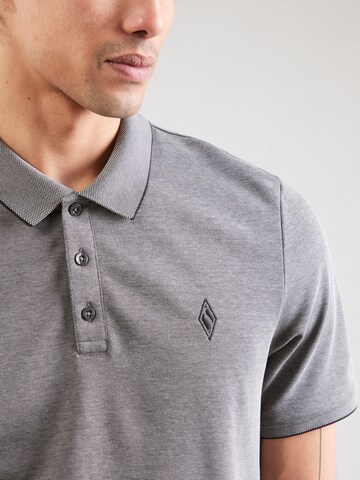SKECHERS - Camiseta funcional en gris