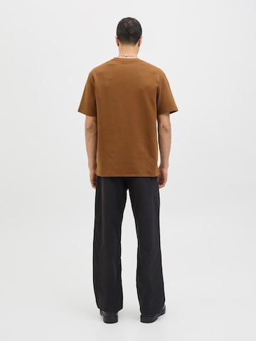 JACK & JONES Koszulka 'JJEAUSTIN' w kolorze brązowy