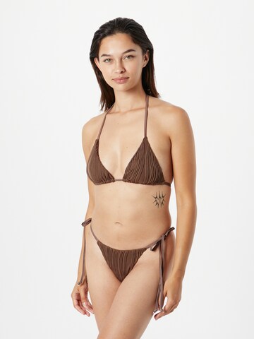 Misspap Triangel Bikini in Bruin: voorkant