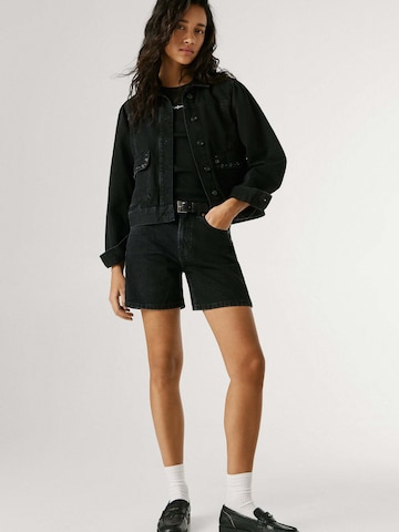 Pepe Jeans Regular Shorts in Schwarz