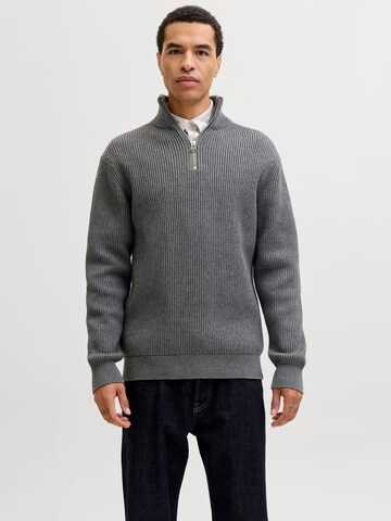 JACK & JONES Sweater in Grey: front