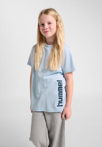 T-Shirt Hummel en bleu