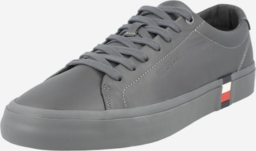 Sneaker bassa di TOMMY HILFIGER in grigio: frontale