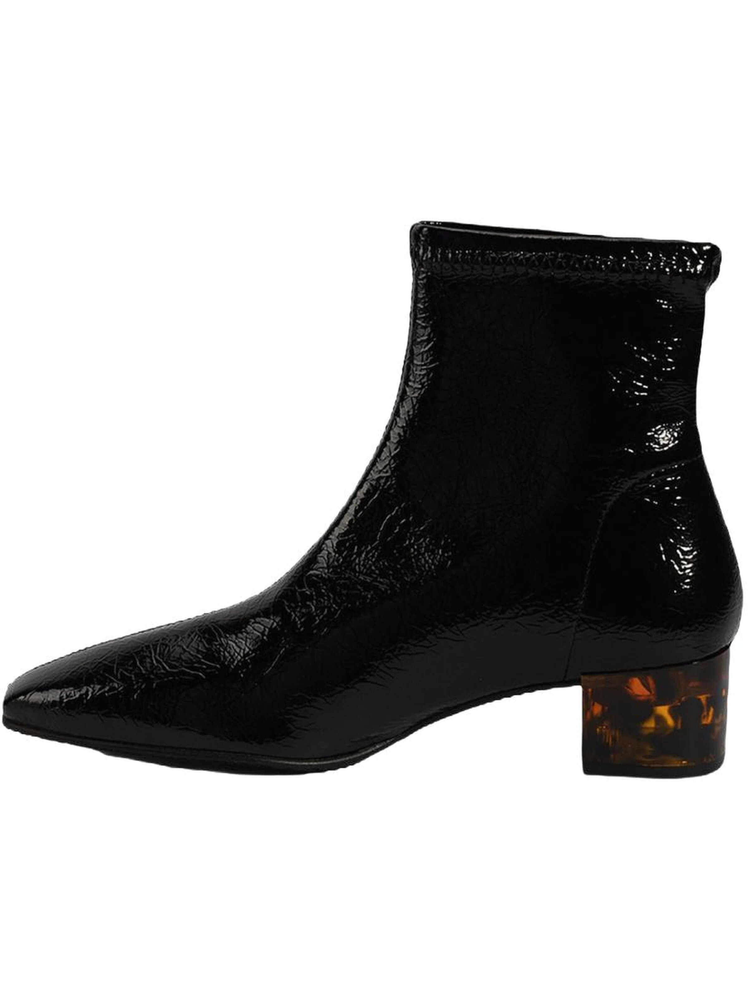 Desa Boots in Black