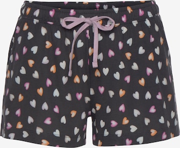 VIVANCE - Pijama de pantalón corto 'Dreams' en lila: frente