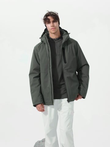 YOUTHUP Winter Jacket in Green: front