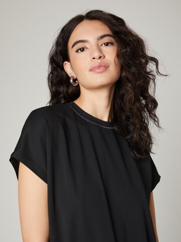 Guido Maria Kretschmer Women Shirt 'Kelsey' in Black