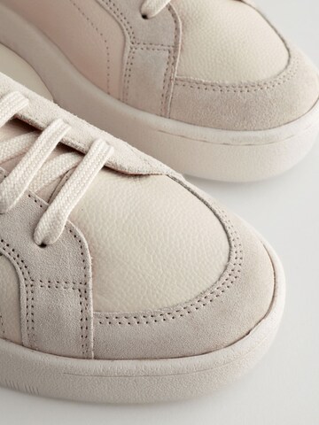 Next Низкие кроссовки 'Forever Comfort® ' в Бежевый