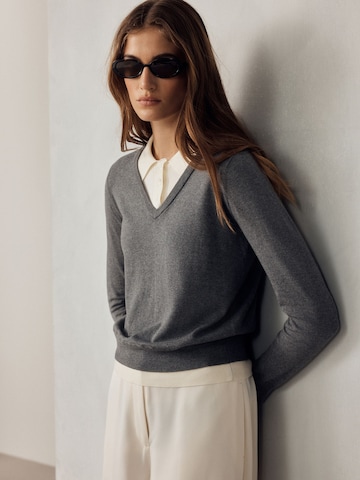 Next - Jersey en gris: frente