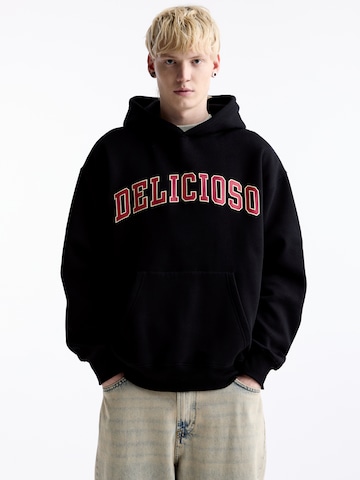 Pull&Bear Sweatshirt in Black: front