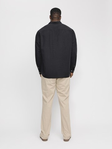 Jack & Jones Plus Regular fit Button Up Shirt 'JJEBreeze' in Black