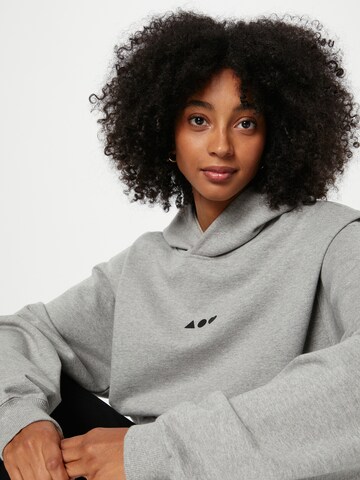 NU-IN Sweatshirt in Grau