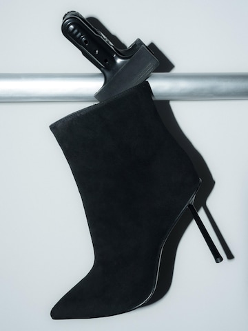 Estro Ankle Boots '8125-0501'‌‌‌‌‌‌‌‌‌ in Schwarz
