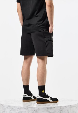 Weekend Offender Loosefit Shorts 'Caleta' in Schwarz