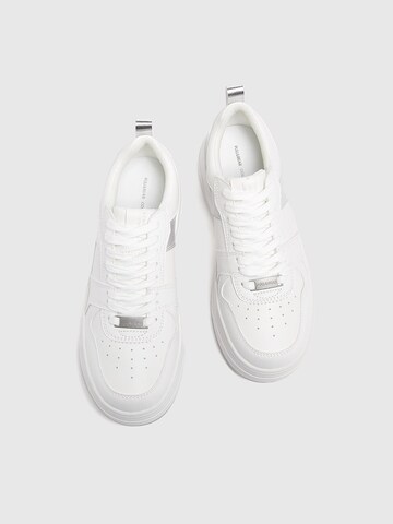 Pull&Bear Sneakers low i hvit