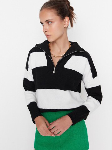 Pull-over Trendyol en noir