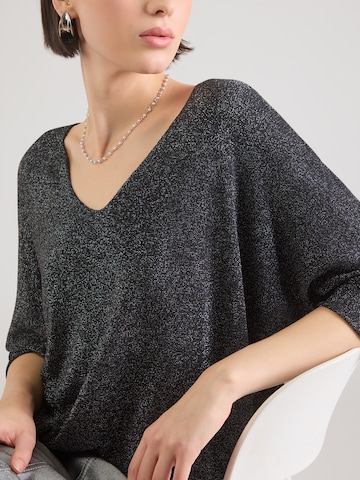 Pulover 'Fe44rayy' de la ZABAIONE pe negru